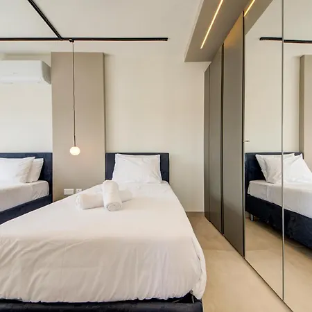Luxury Seafront Homes Opposite With Wifi And Ac * 세인트폴스베이