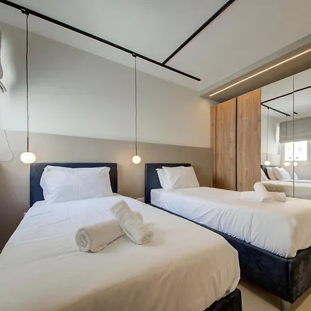 Luxury Seafront Homes Opposite With Wifi And Ac