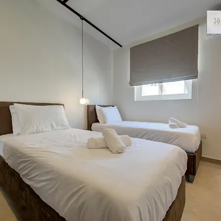 Luxury Seafront Homes Opposite With Wifi And Ac *