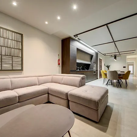 Luxury Seafront Homes Opposite With Wifi And Ac