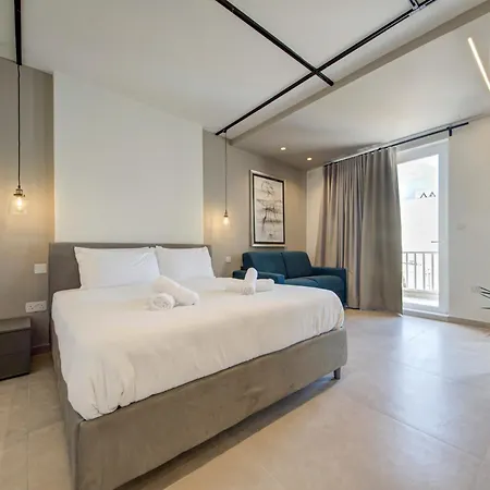 Luxury Seafront Homes Opposite With Wifi And Ac