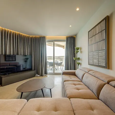 Luxury Seafront Homes Opposite With Wifi And Ac *