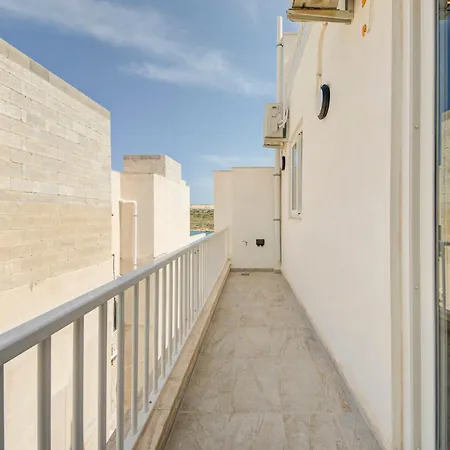 Luxury Seafront Homes Opposite With Wifi And Ac 아파트 세인트폴스베이